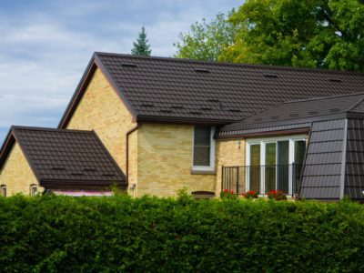 Hy-Grade-Steel-Roof-Metal-Roof-Yellow-Brick-House-Dark-Brown-Metal-Roof-Guelph-Ontario