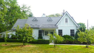 Hy-Grade Steel and Metal Roof in Kingston, Belleville, Smith's Falls, Trenton, Napanee, Peterborough, and surrounding area.