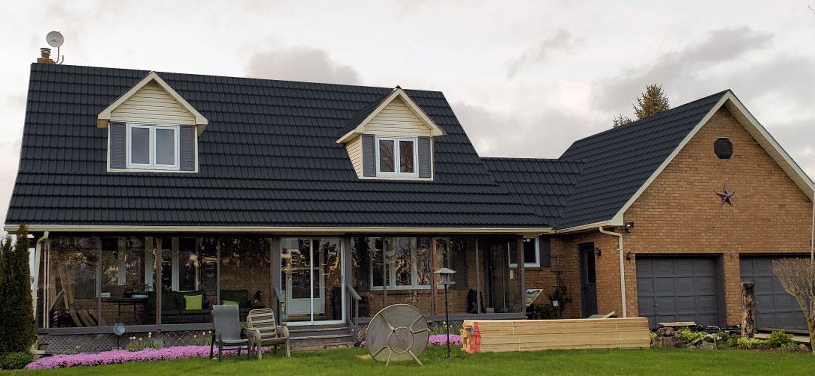 Hy-Grade-Steel-Roofing-System-What-would-my-house-look-like-with-a-steel-roof